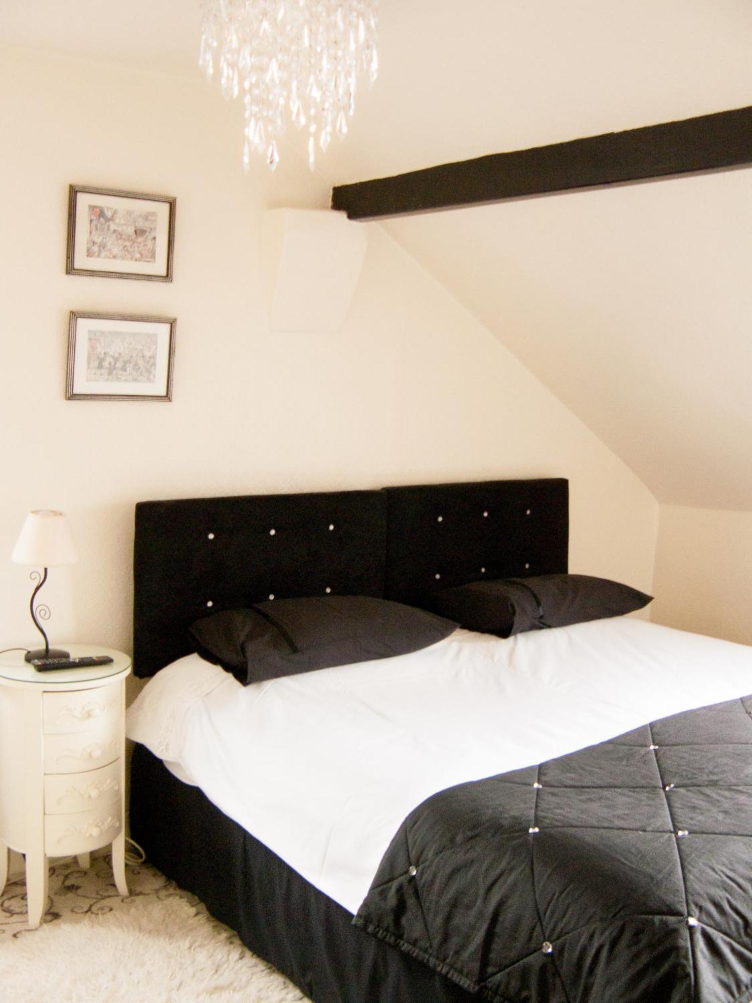 Hedley Villa Guest House เลมิงตันสปา ภายนอก รูปภาพ