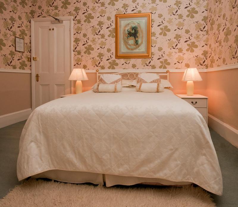 Hedley Villa Guest House เลมิงตันสปา ภายนอก รูปภาพ