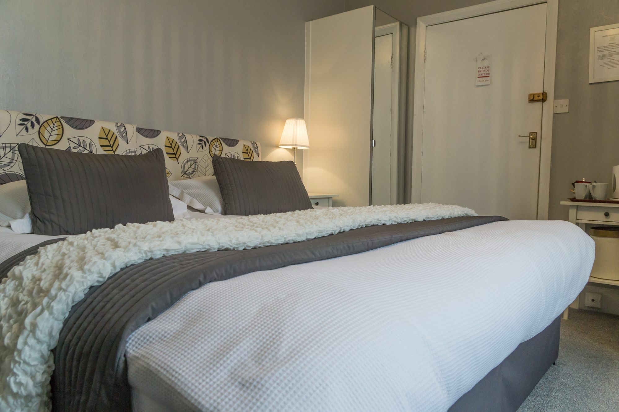 Hedley Villa Guest House เลมิงตันสปา ภายนอก รูปภาพ